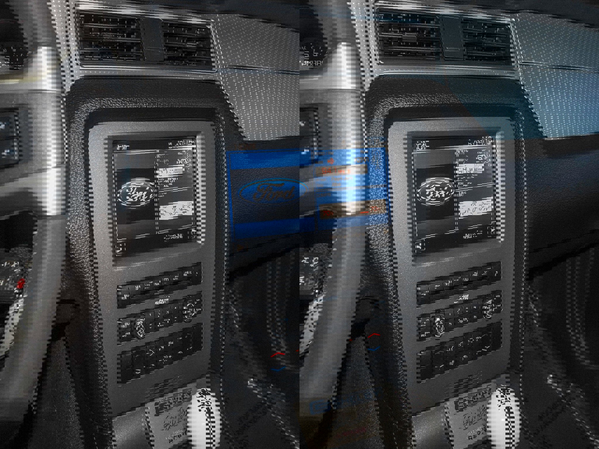 Used 2011 Ford Mustang Shelby GT500 w/ Electronics Pkg image 29