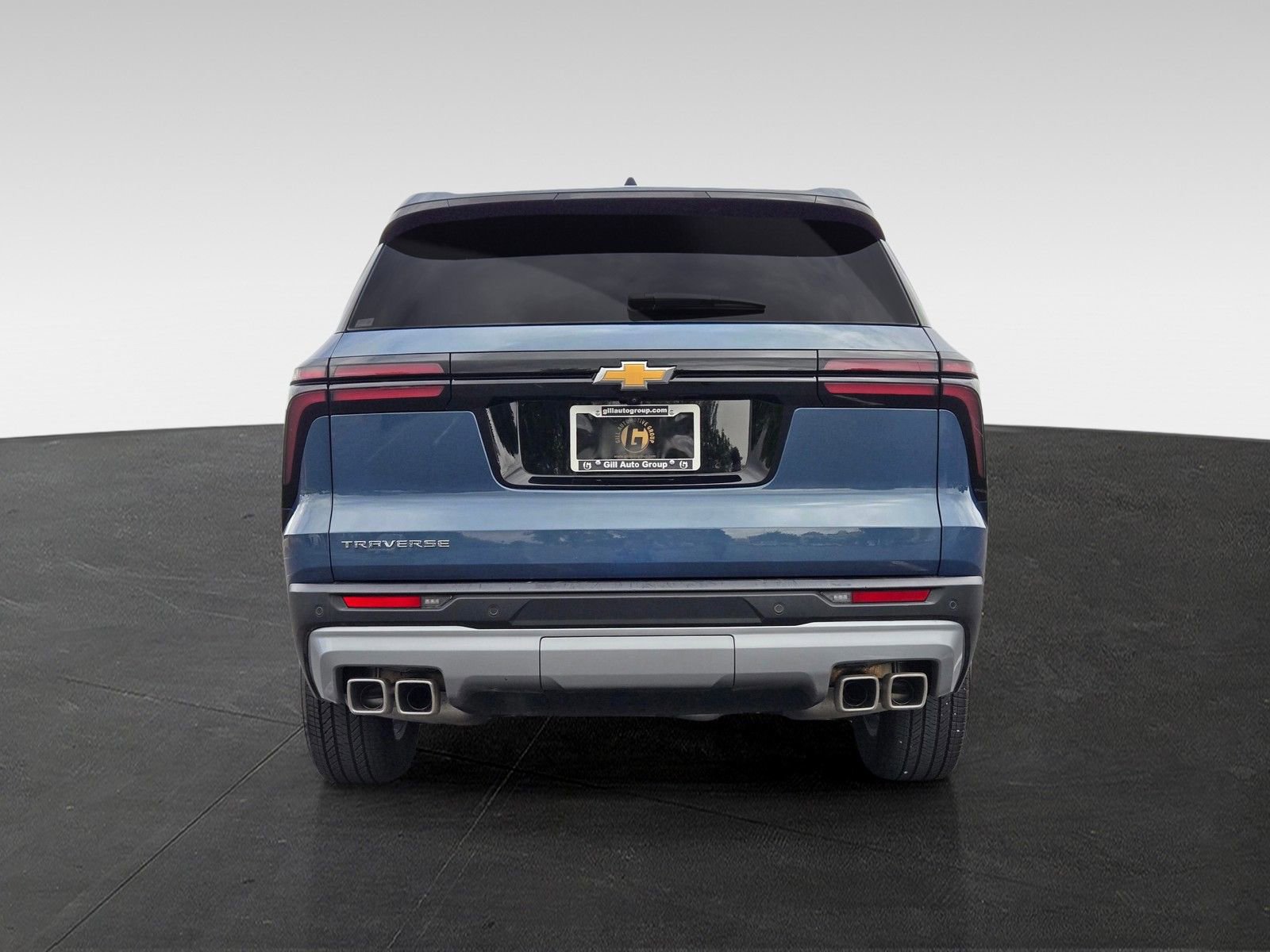 Used 2025 Chevrolet Traverse LT FWD image 5