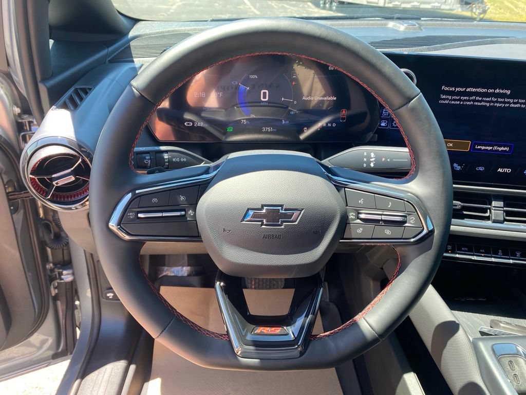New 2025 Chevrolet Equinox EV RS FWD image 15