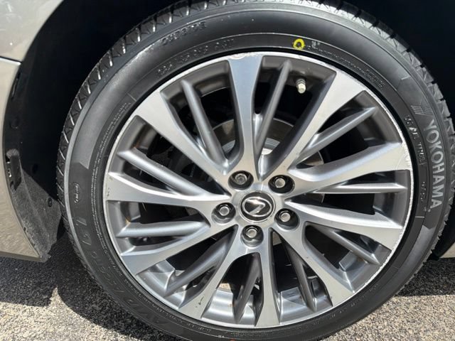 Used 2019 Lexus ES 350 w/ Premium Package FWD image 46