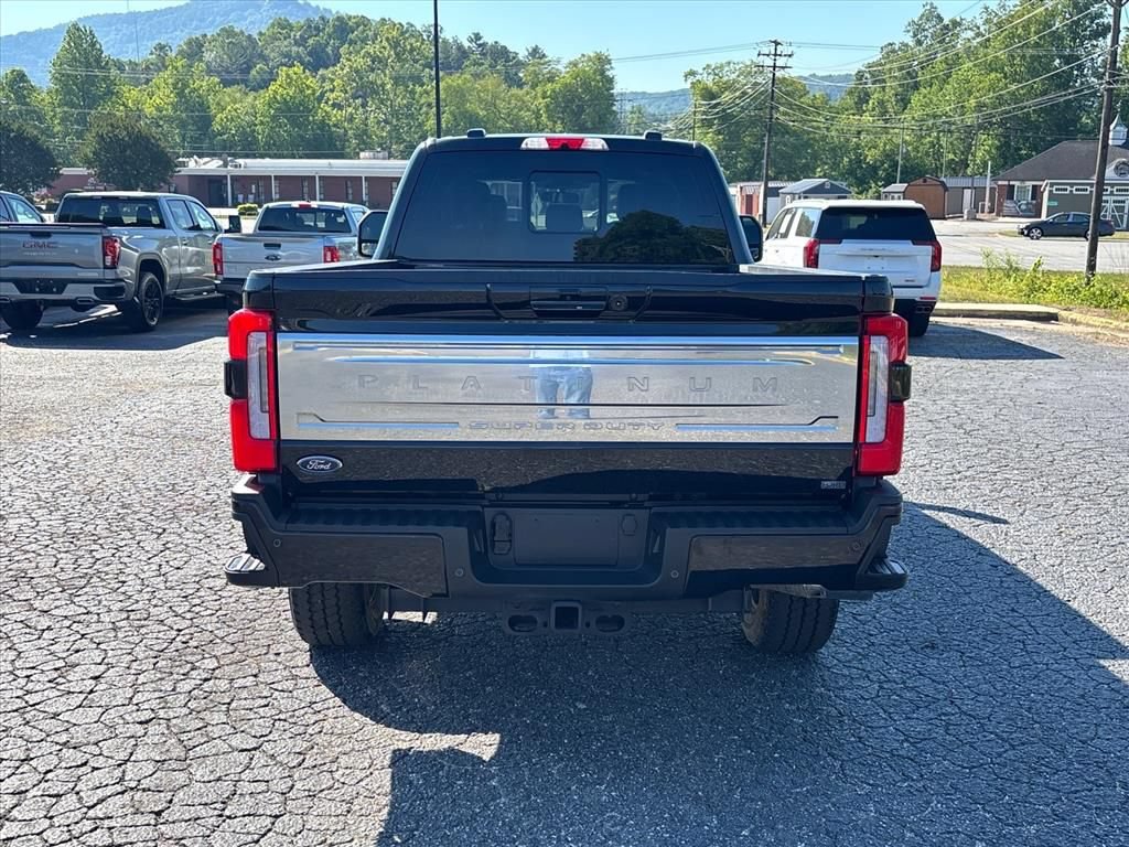 Used 2024 Ford F250 Platinum AWD/4WD image 6