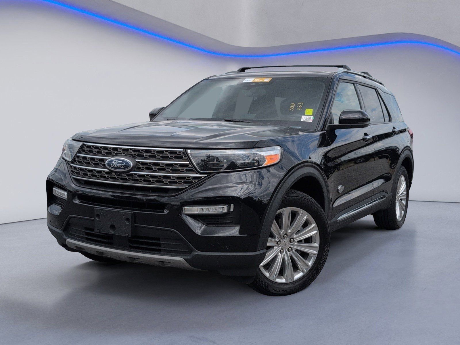 Used 2022 Ford Explorer King Ranch w/ Technology Package AWD/4WD image 2