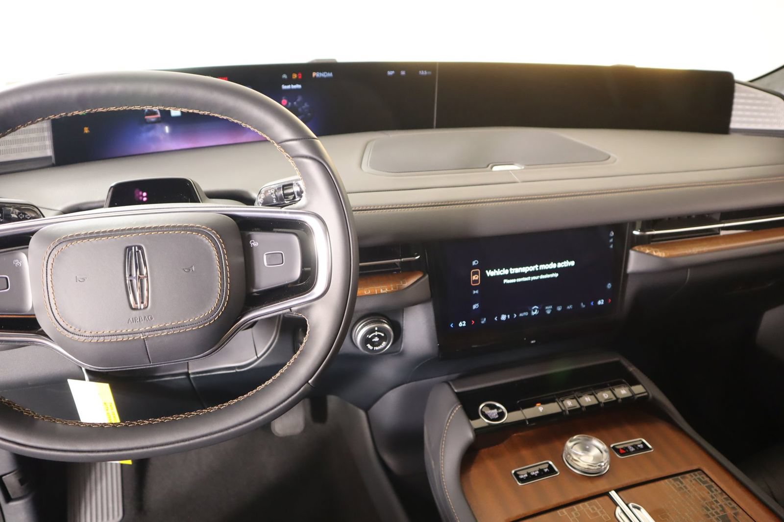New 2026 Lincoln Navigator Black Label AWD/4WD image 5