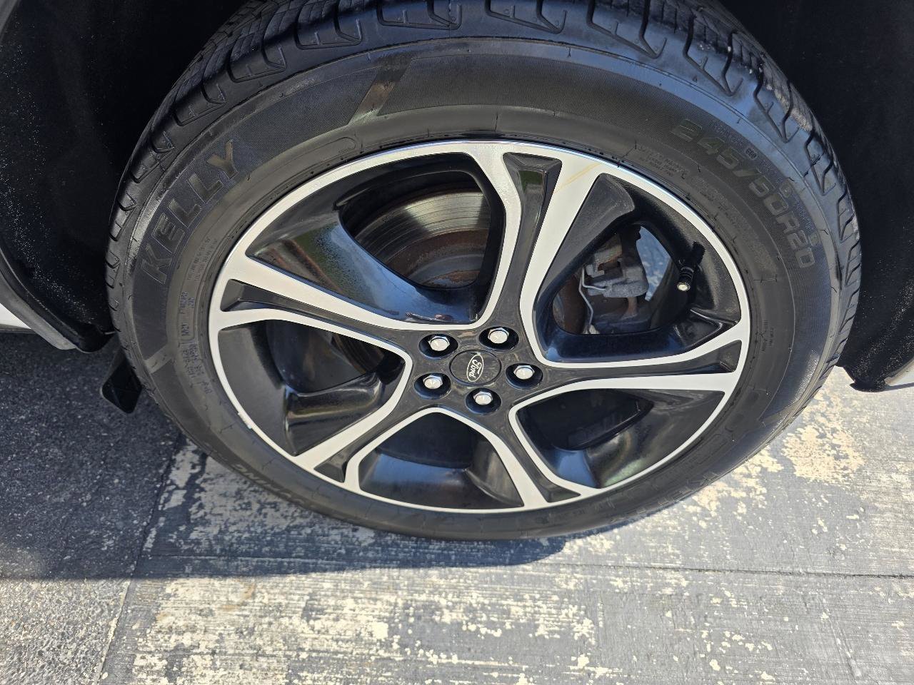 Used 2019 Ford Edge ST w/ Cold Weather Package image 20