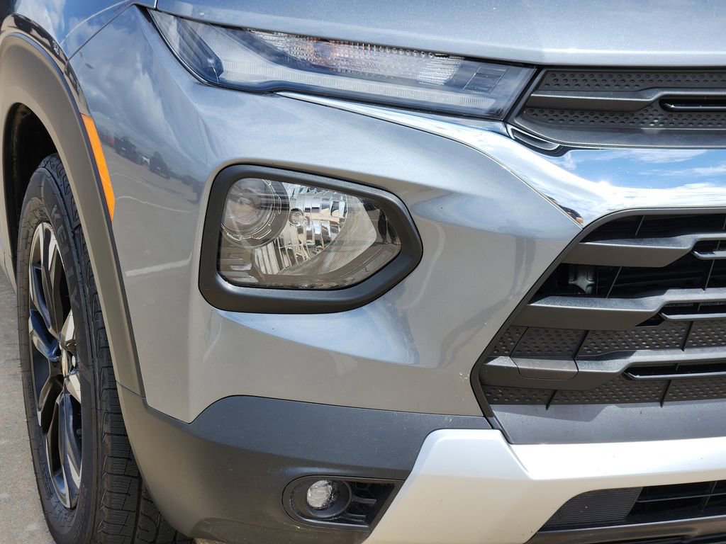 Used 2022 Chevrolet TrailBlazer LT w/ Convenience Package FWD image 13