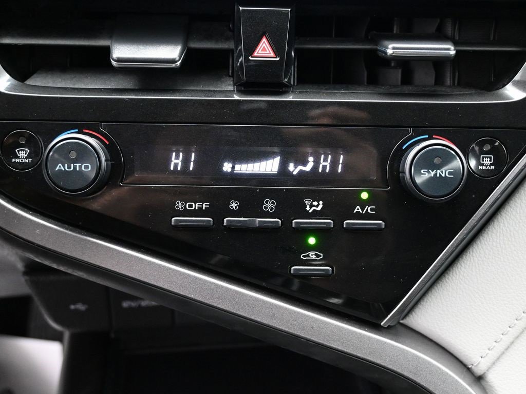 Used 2024 Toyota Camry LE image 25
