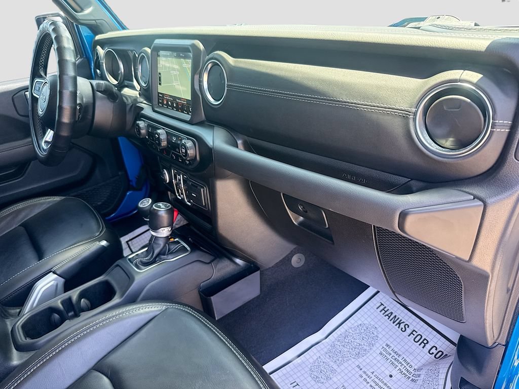 Used 2022 Jeep Wrangler Unlimited Sahara w/ Safety Group AWD/4WD image 34