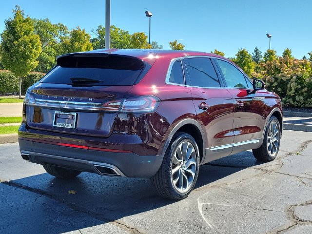 Used 2023 Lincoln Nautilus Reserve AWD/4WD image 4