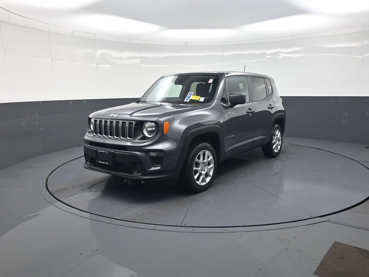 Used 2023 Jeep Renegade Latitude AWD/4WD image 7