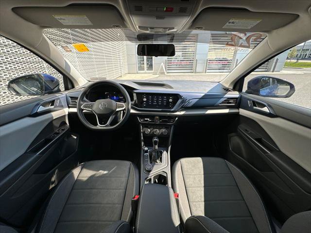 Used 2022 Volkswagen Taos SE AWD/4WD image 16