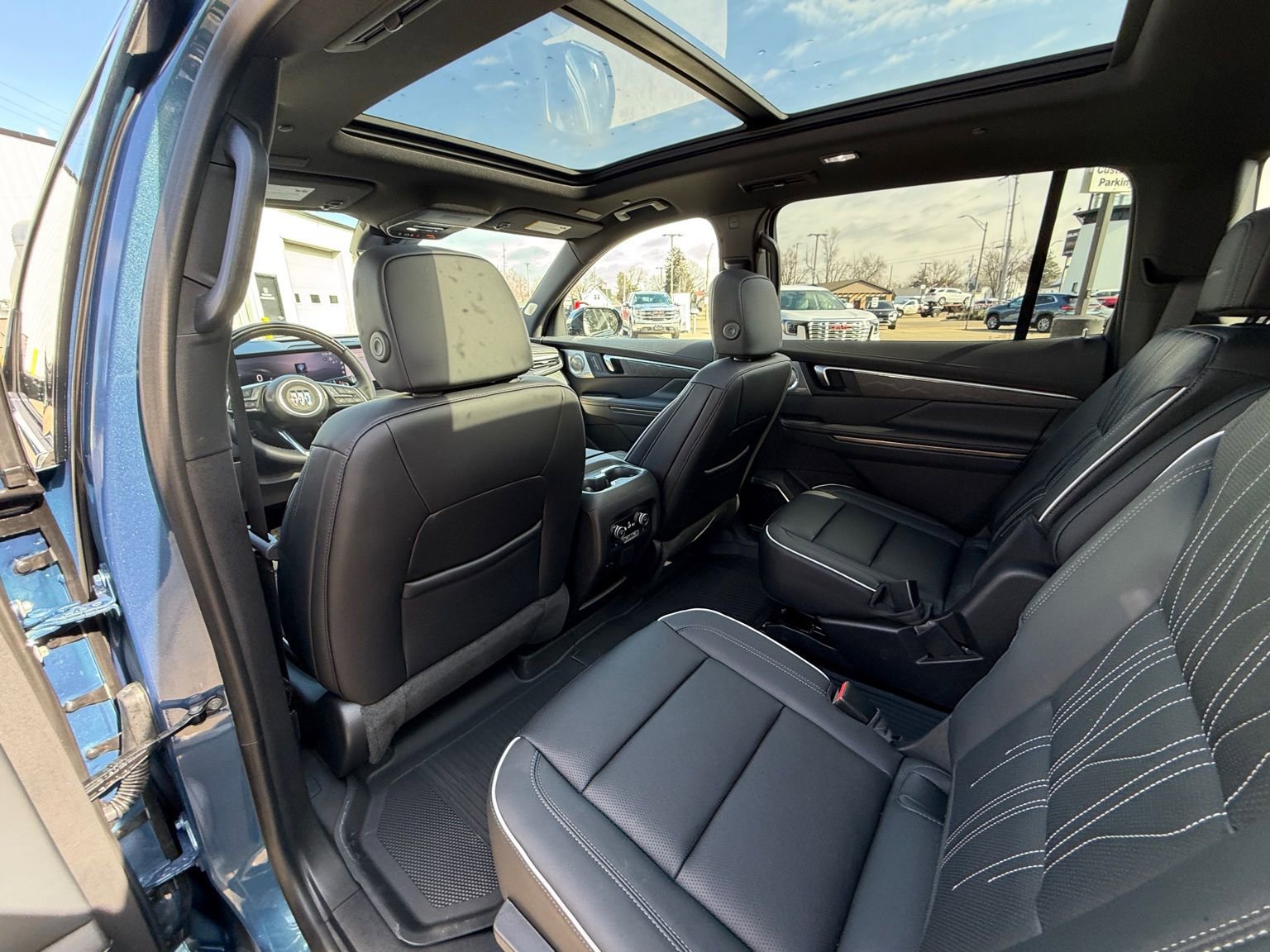 New 2026 Buick Enclave Avenir w/ Super Cruise Package image 24