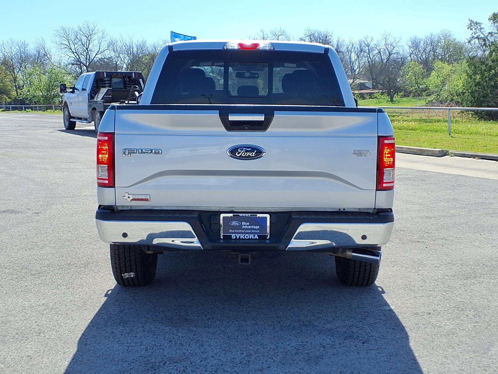 Certified 2017 Ford F150 XLT w/ Equipment Group 302A Luxury image 6