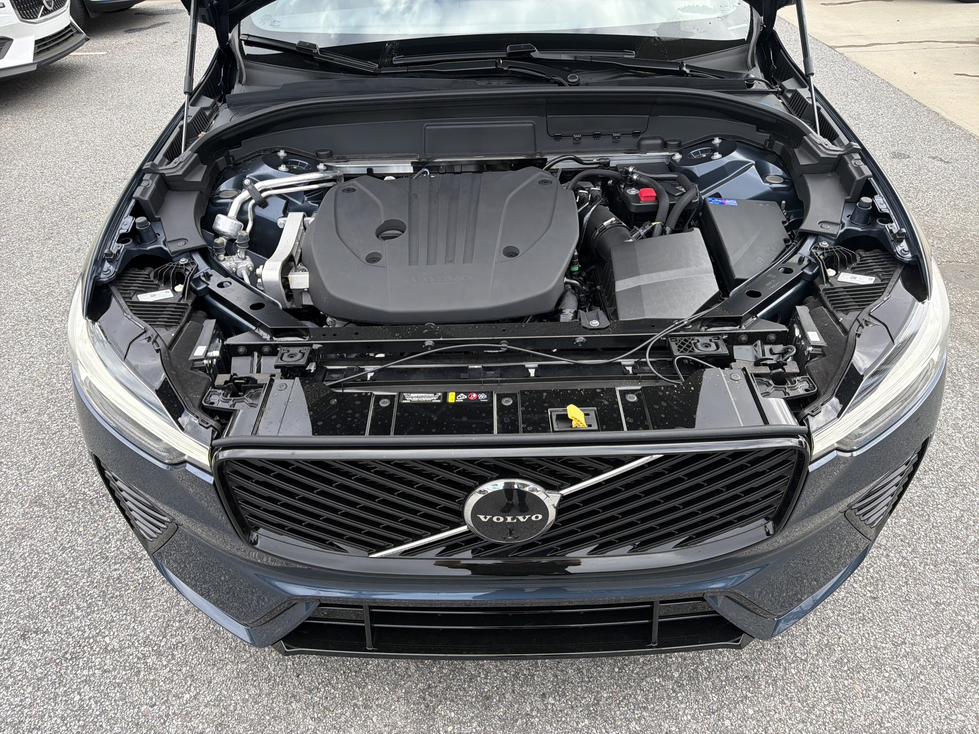 Used 2026 Volvo XC60 B5 Plus w/ Protection Package Premier image 36
