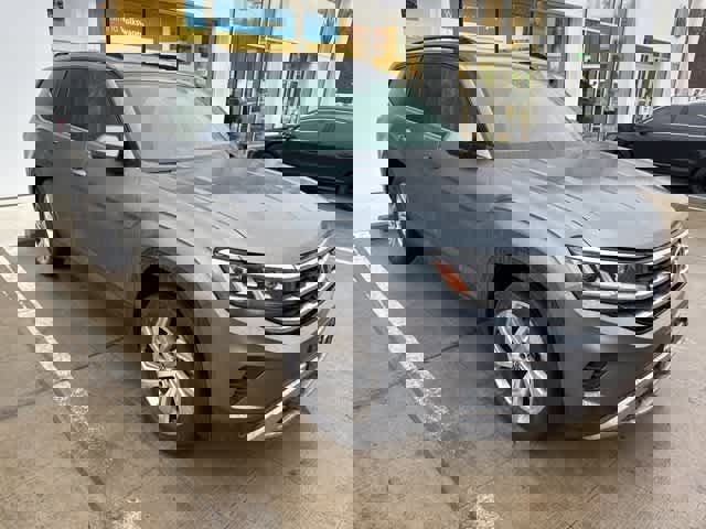 Certified 2023 Volkswagen Atlas SE image 3