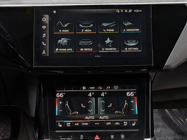 Certified 2023 Audi e-tron Premium Plus w/ Premium Plus Package AWD/4WD image 15