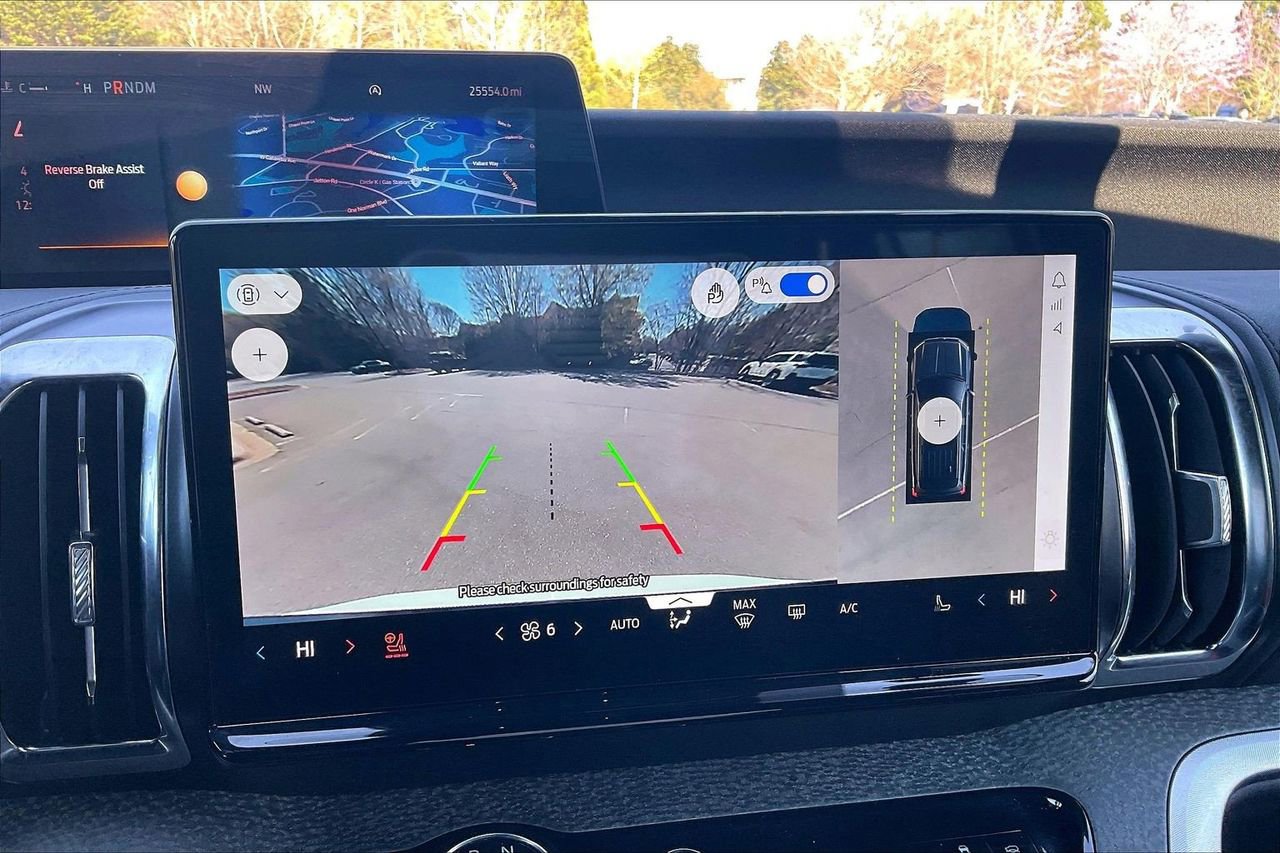 Used 2025 Ford Expedition Tremor image 15