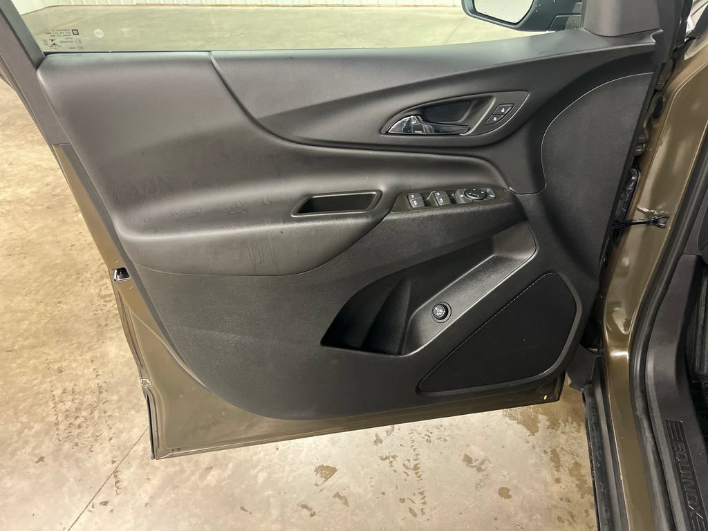 Certified 2023 Chevrolet Equinox LT AWD/4WD image 15