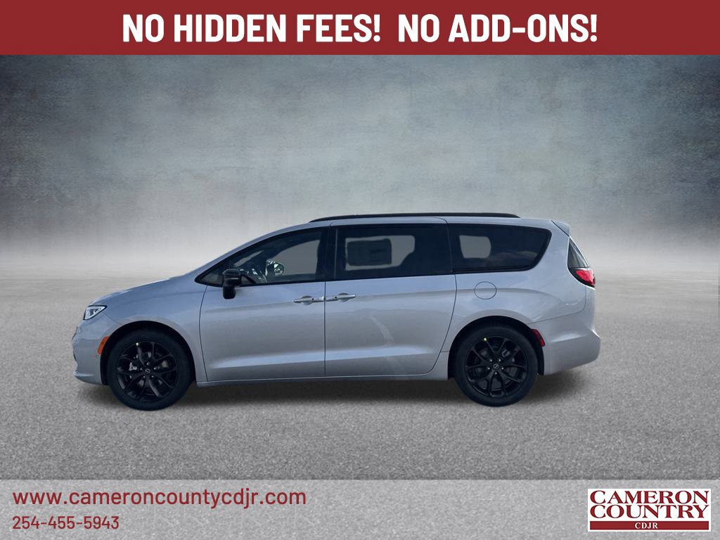 New 2026 Chrysler Pacifica Select w/ S Appearance Package FWD image 6