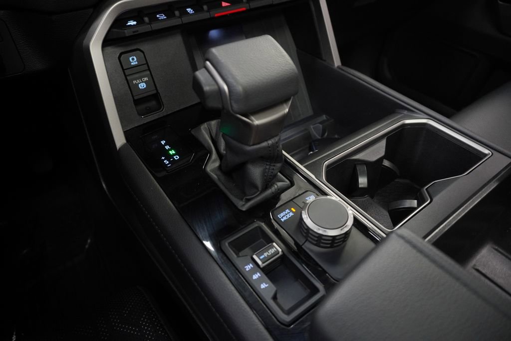 Used 2025 Toyota Tundra Limited image 38