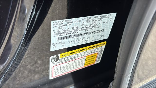 Used 2025 Lincoln Navigator Reserve AWD/4WD image 35