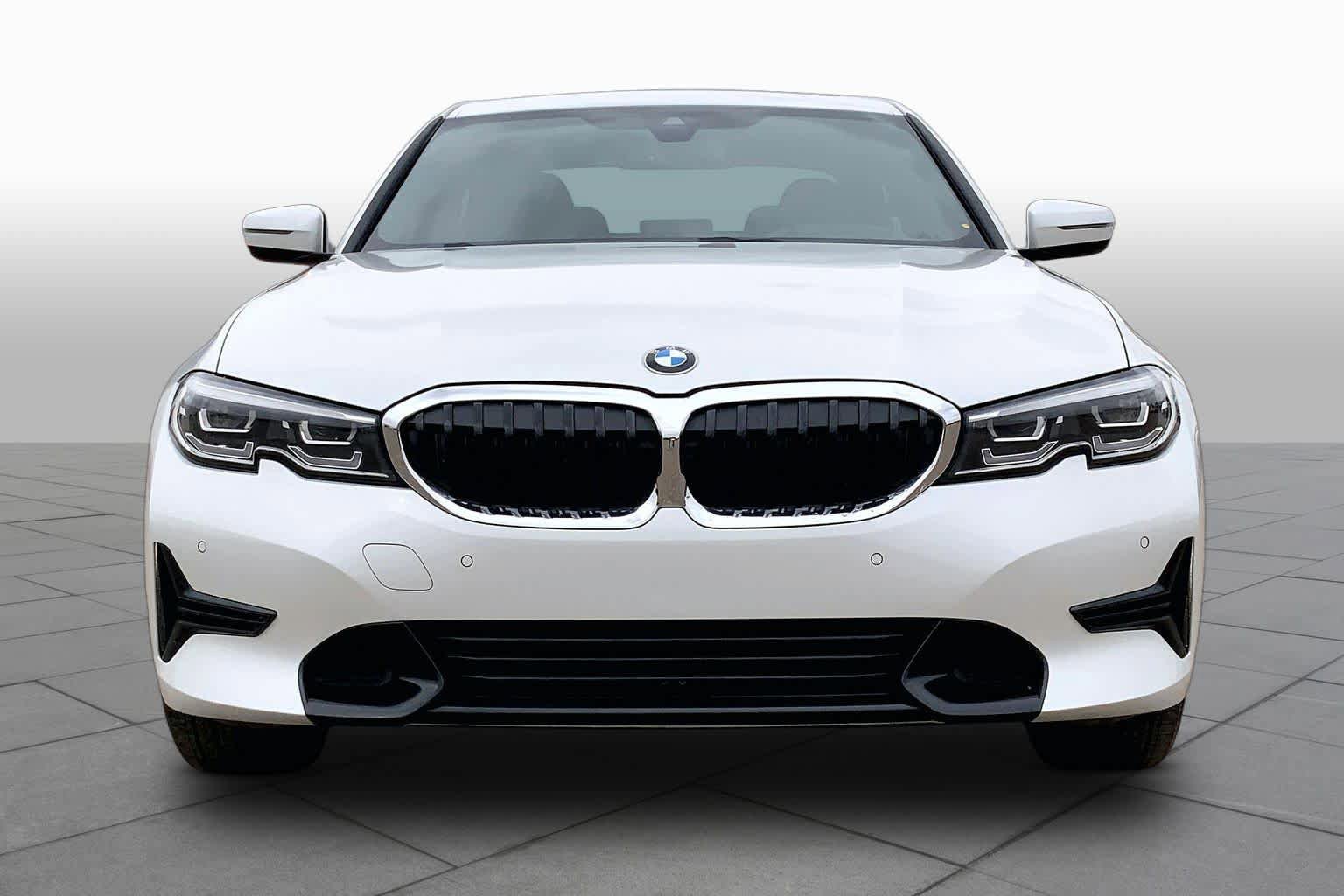 Used 2021 BMW 330i xDrive Sedan AWD/4WD image 4
