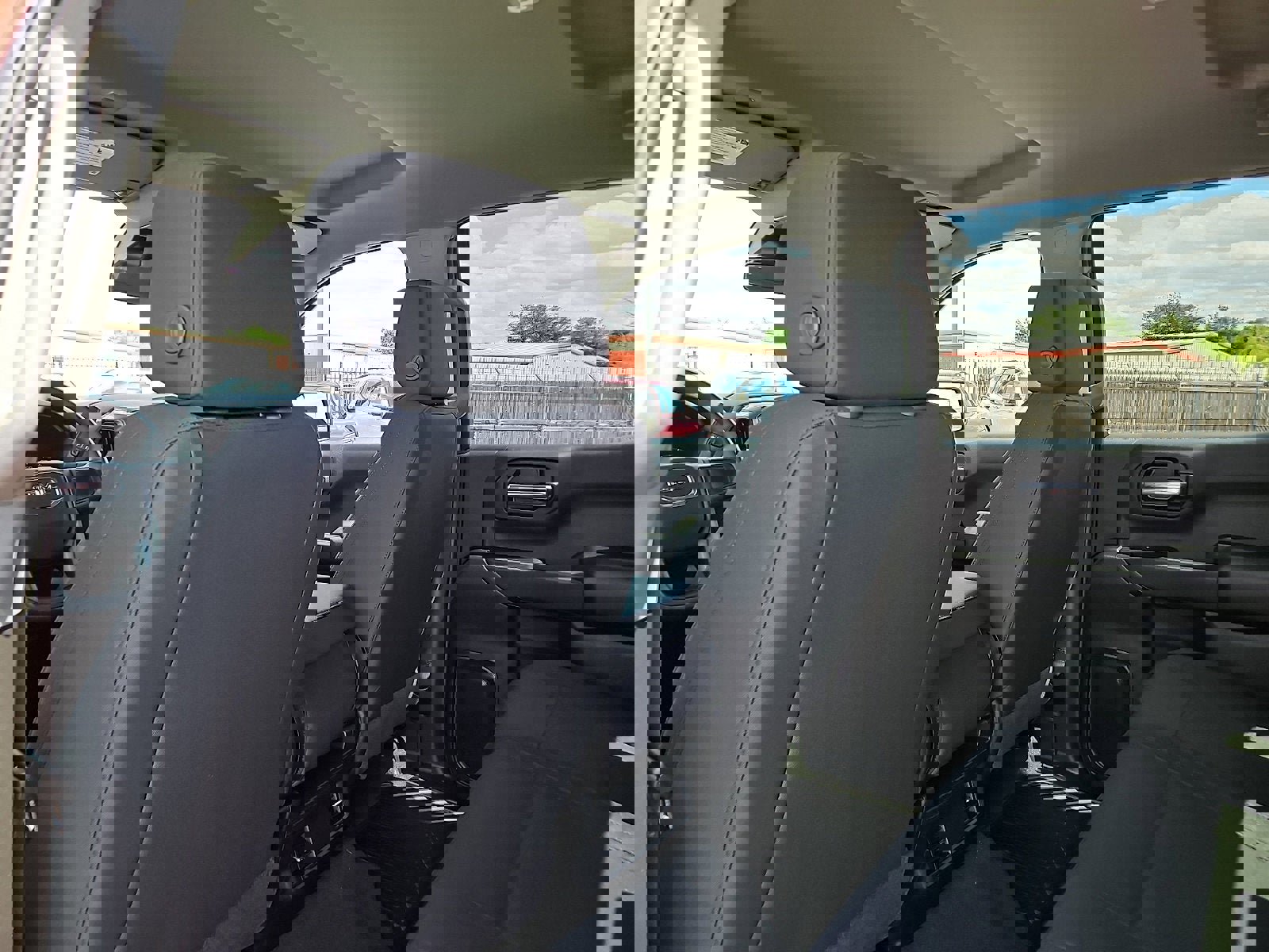 New 2026 GMC Sierra 1500 Pro image 9