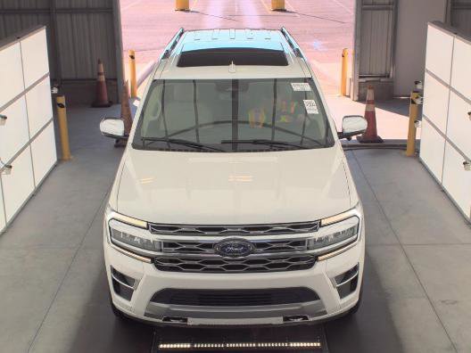 Used 2023 Ford Expedition Max Platinum AWD/4WD image 2