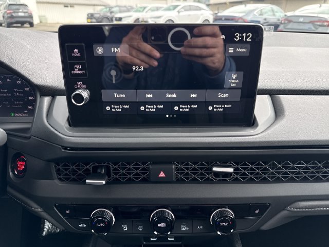 New 2026 Honda Accord SE image 25