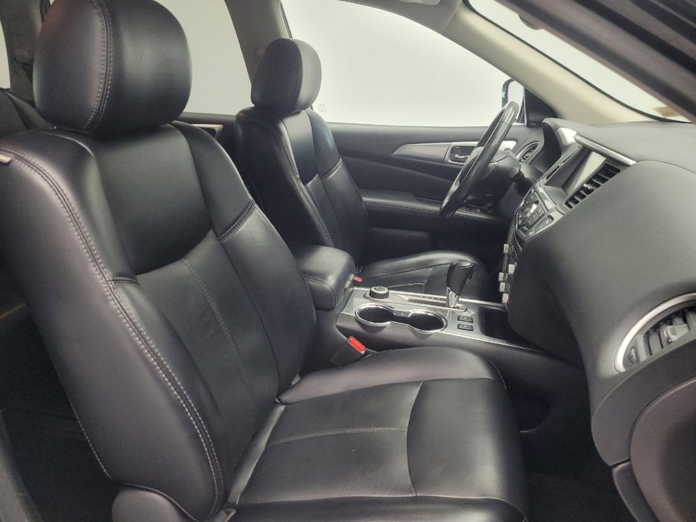 Used 2017 Nissan Pathfinder SL image 21