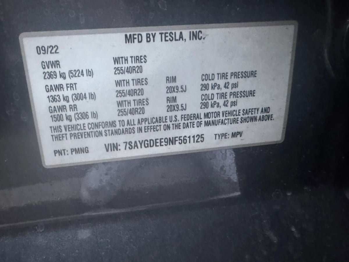Used 2022 Tesla Model Y Long Range AWD/4WD image 35