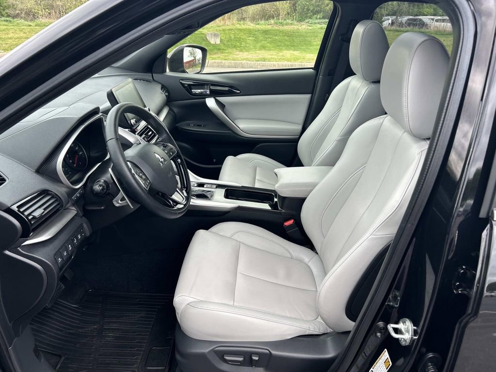 Used 2025 Mitsubishi Eclipse Cross SEL image 23