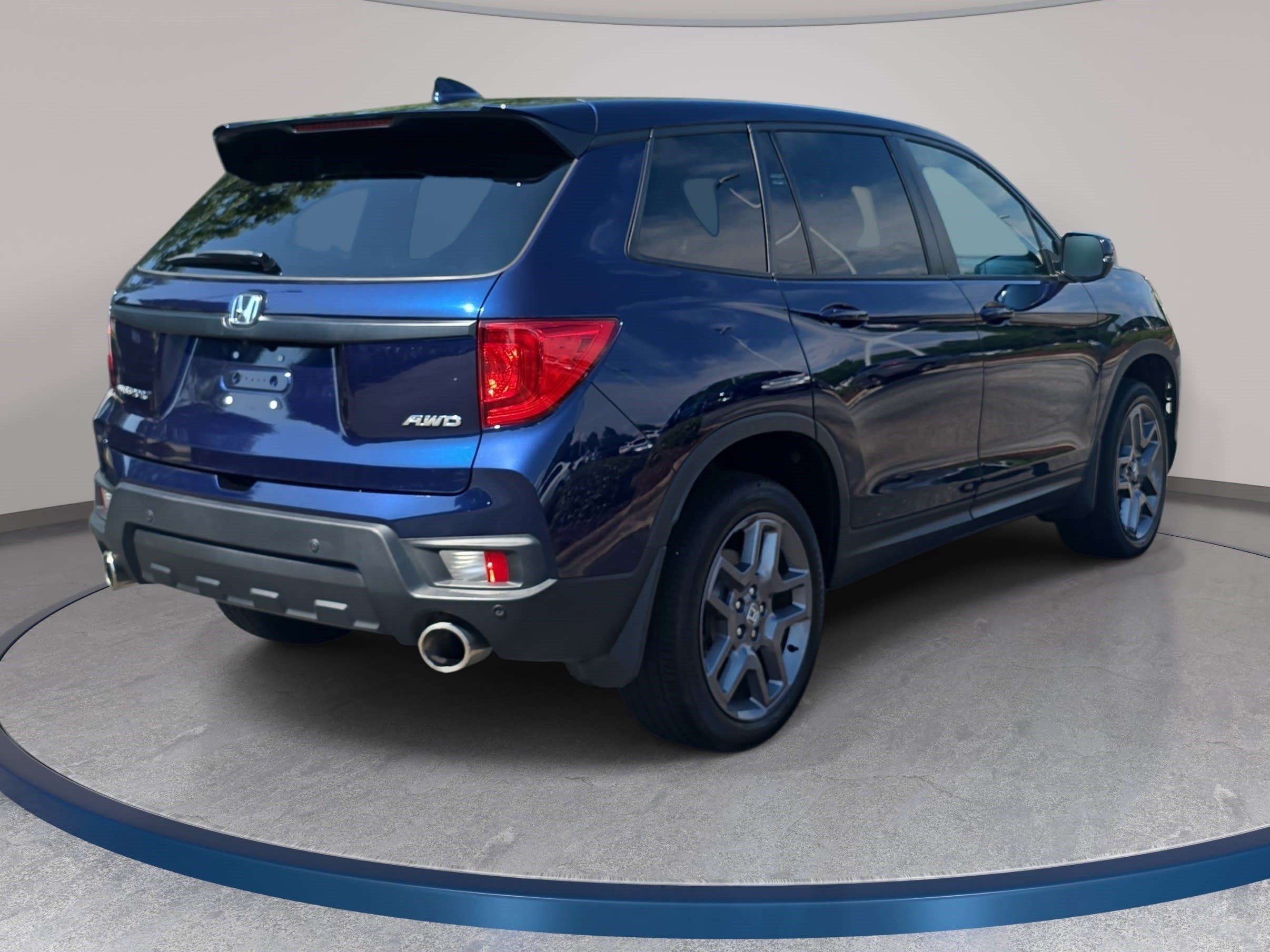 Used 2023 Honda Passport EX-L image 5