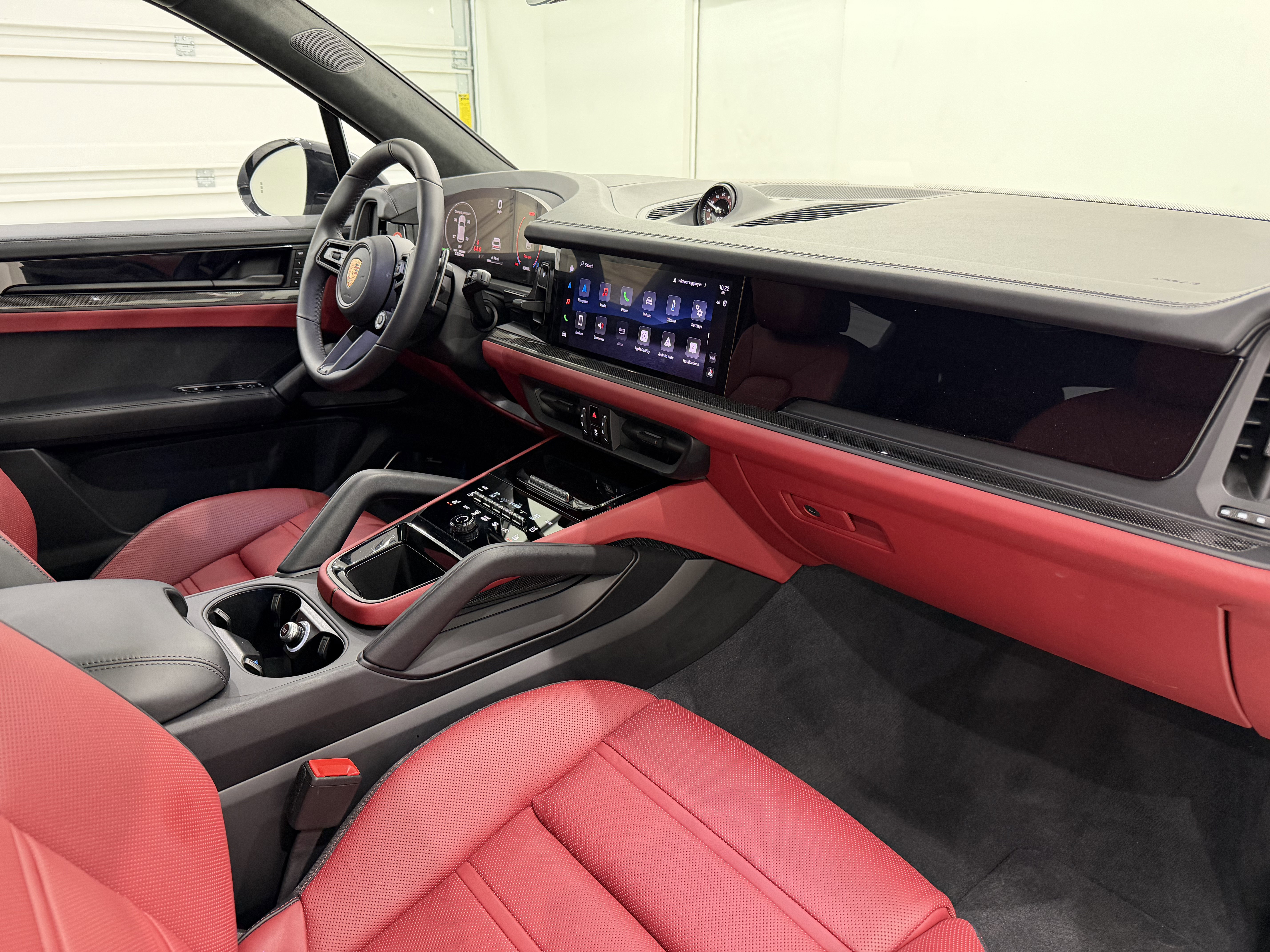 Certified 2026 Porsche Cayenne GTS image 25