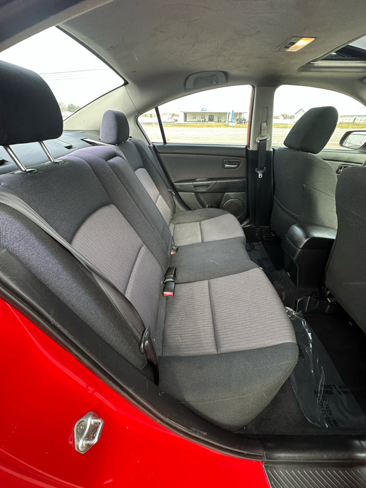 Used 2007 MAZDA MAZDA3 i Touring image 32