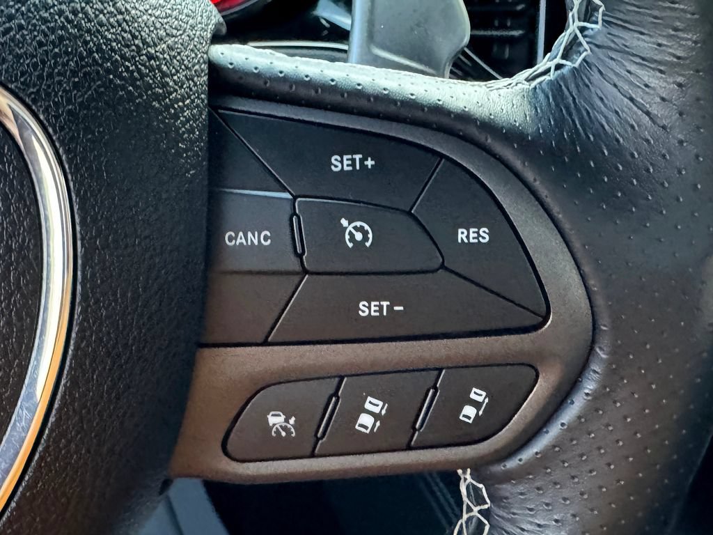 Used 2021 Dodge Durango SRT Hellcat w/ Technology Group AWD/4WD image 27