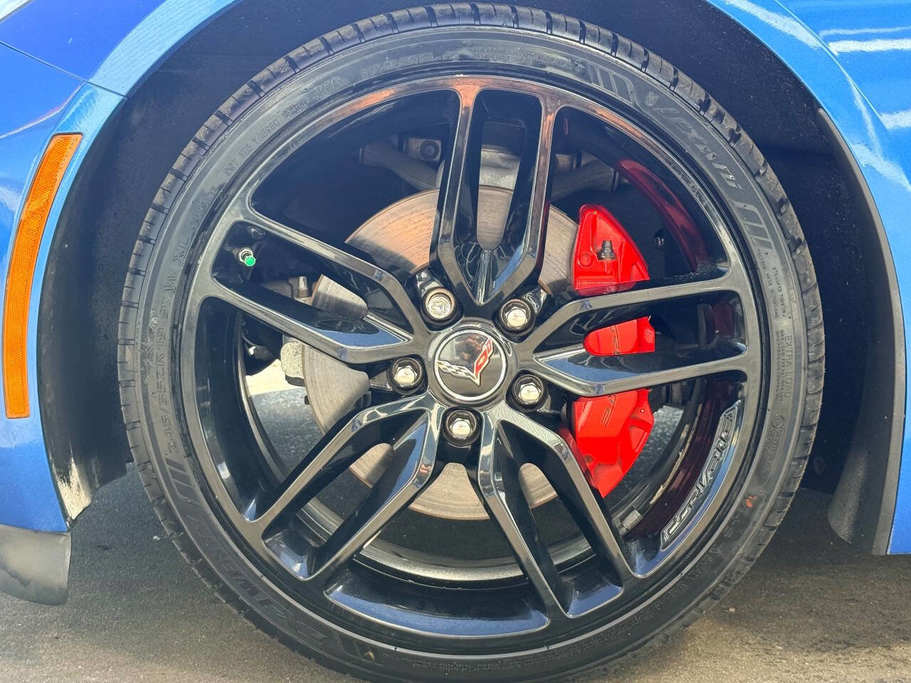 Used 2015 Chevrolet Corvette Stingray Convertible w/ 2LT Preferred Equipment Group RWD image 18