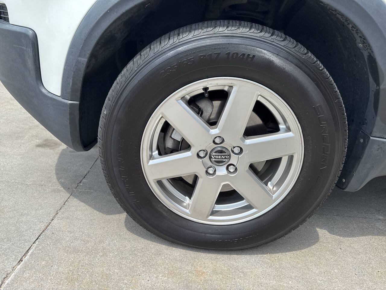 Used 2005 Volvo XC90 2.5T AWD/4WD image 23