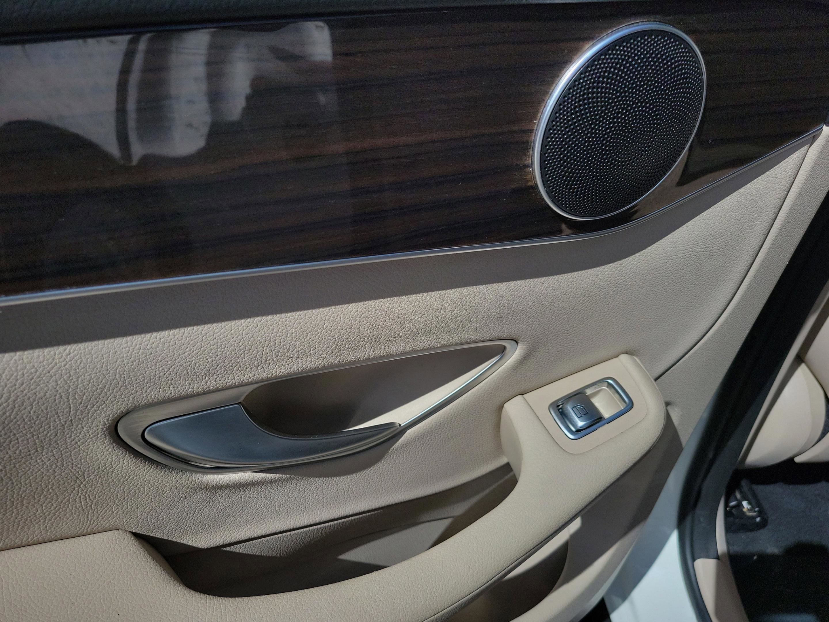 Certified 2022 Mercedes-Benz GLC 300 image 7