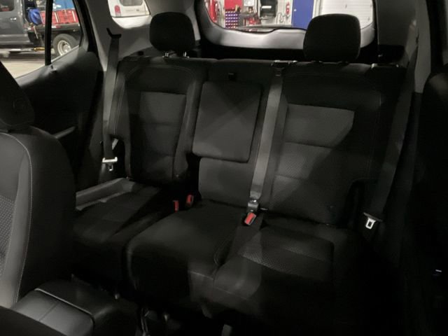 Used 2024 GMC Terrain SLE image 27