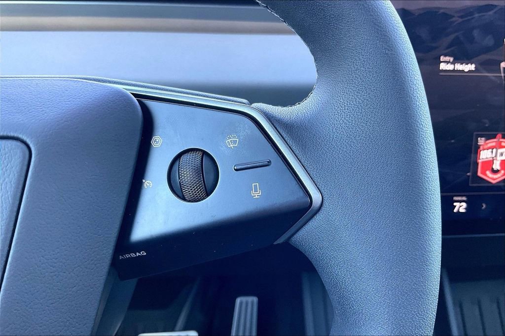 Used 2025 Tesla Cybertruck AWD Crew Cab image 19