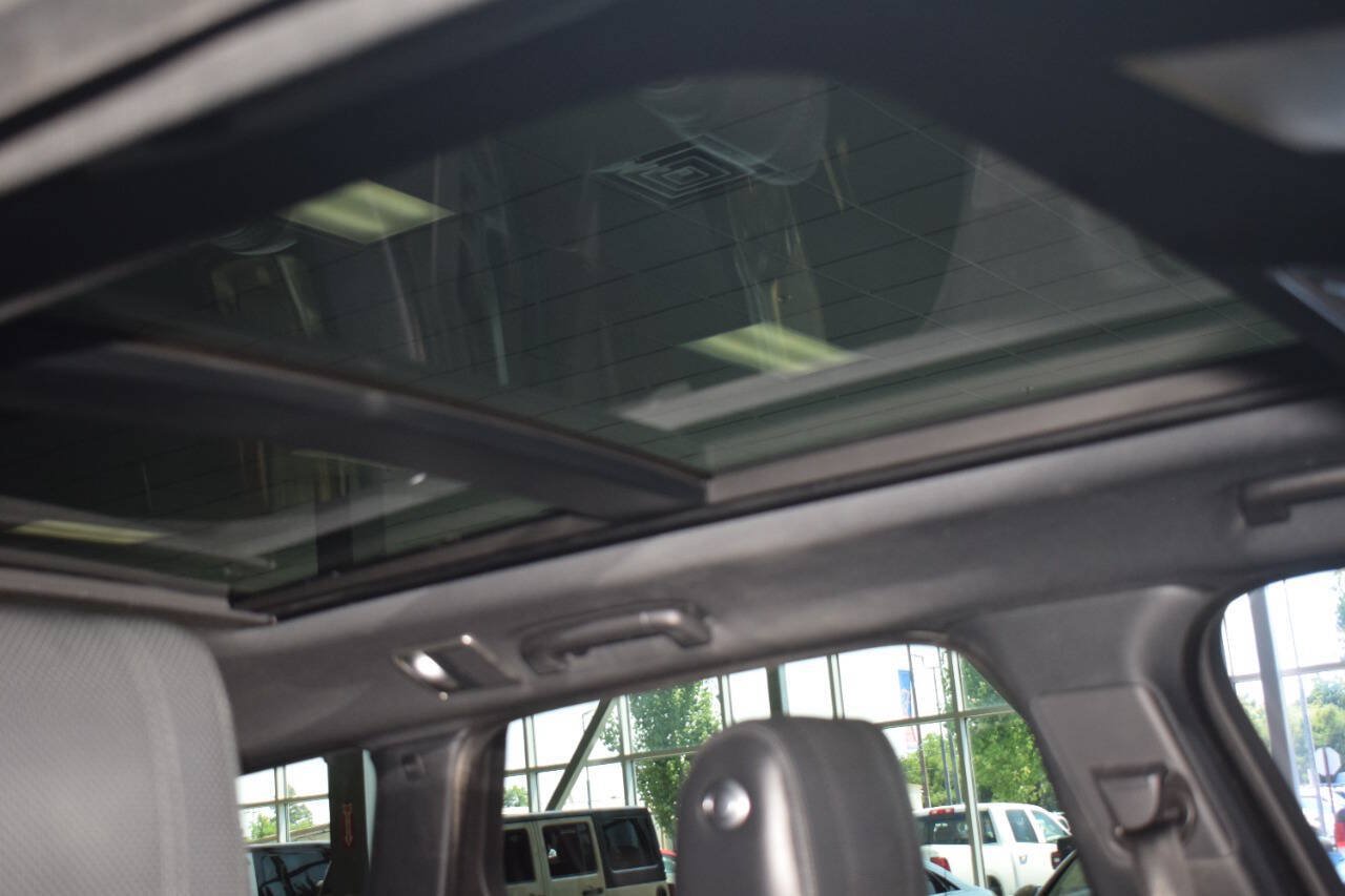 Used 2015 Land Rover Range Rover Sport HSE AWD/4WD image 45