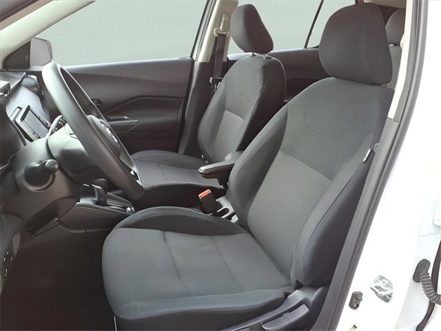 Used 2024 Nissan Kicks S image 12