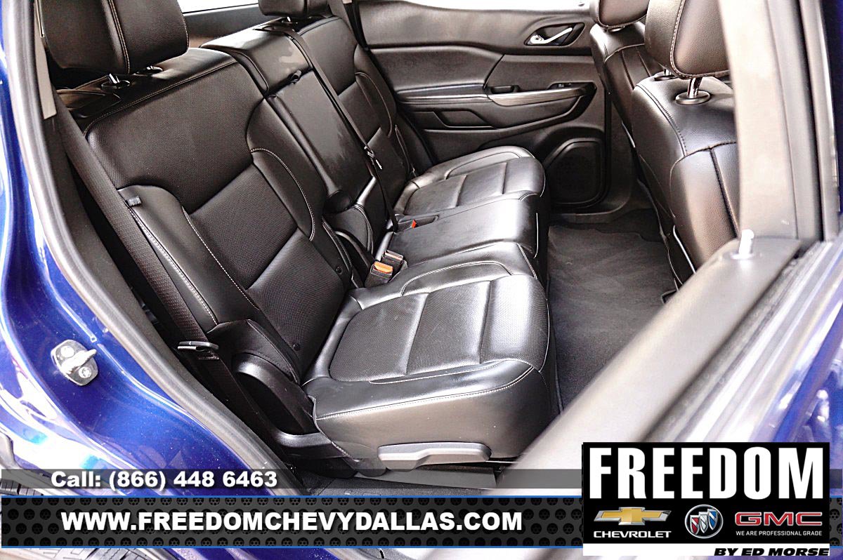 Used 2023 GMC Acadia SLT w/ Preferred Package FWD image 13