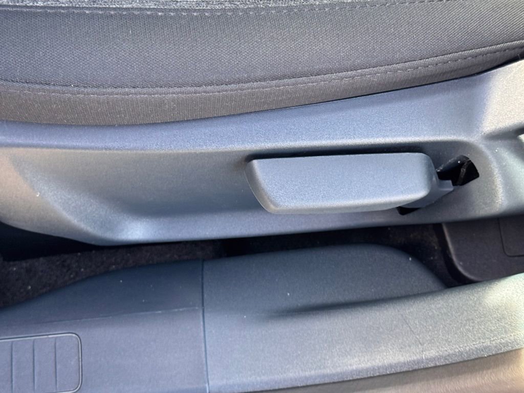 Used 2025 Ford Maverick XLT w/ Black Appearance Package image 18