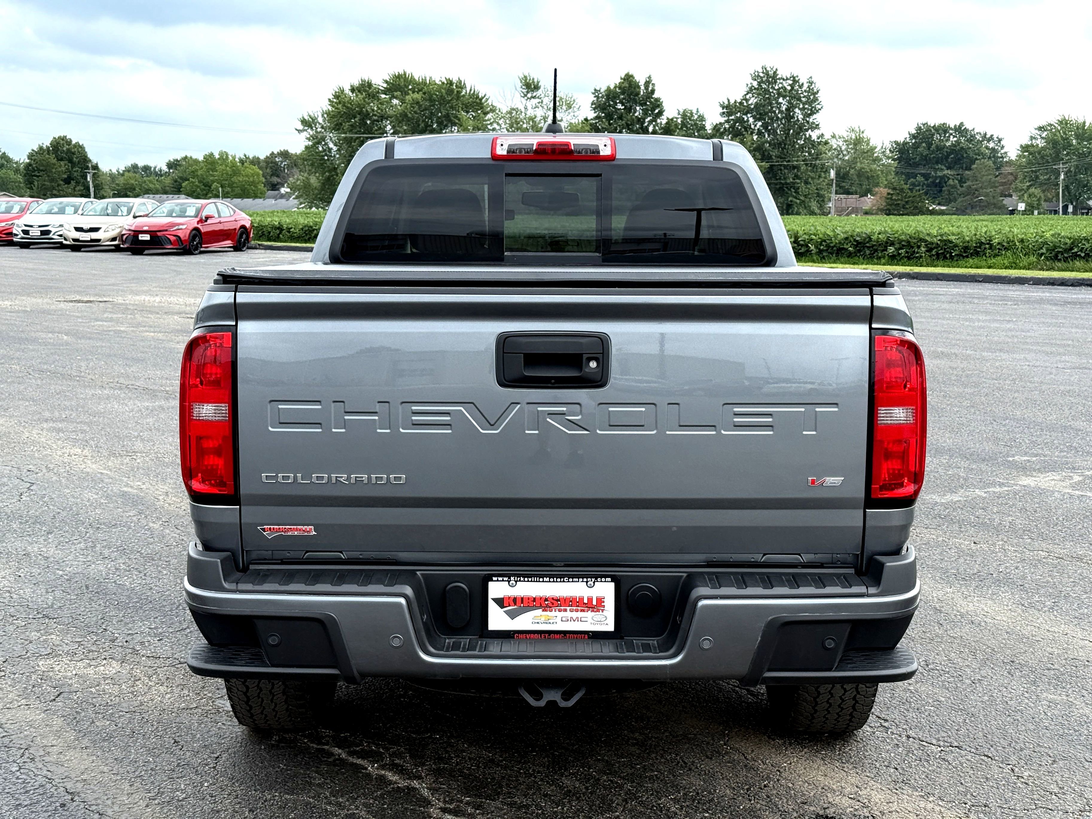 Used 2022 Chevrolet Colorado Z71 w/ LPO, Tonneau and Step Package image 4