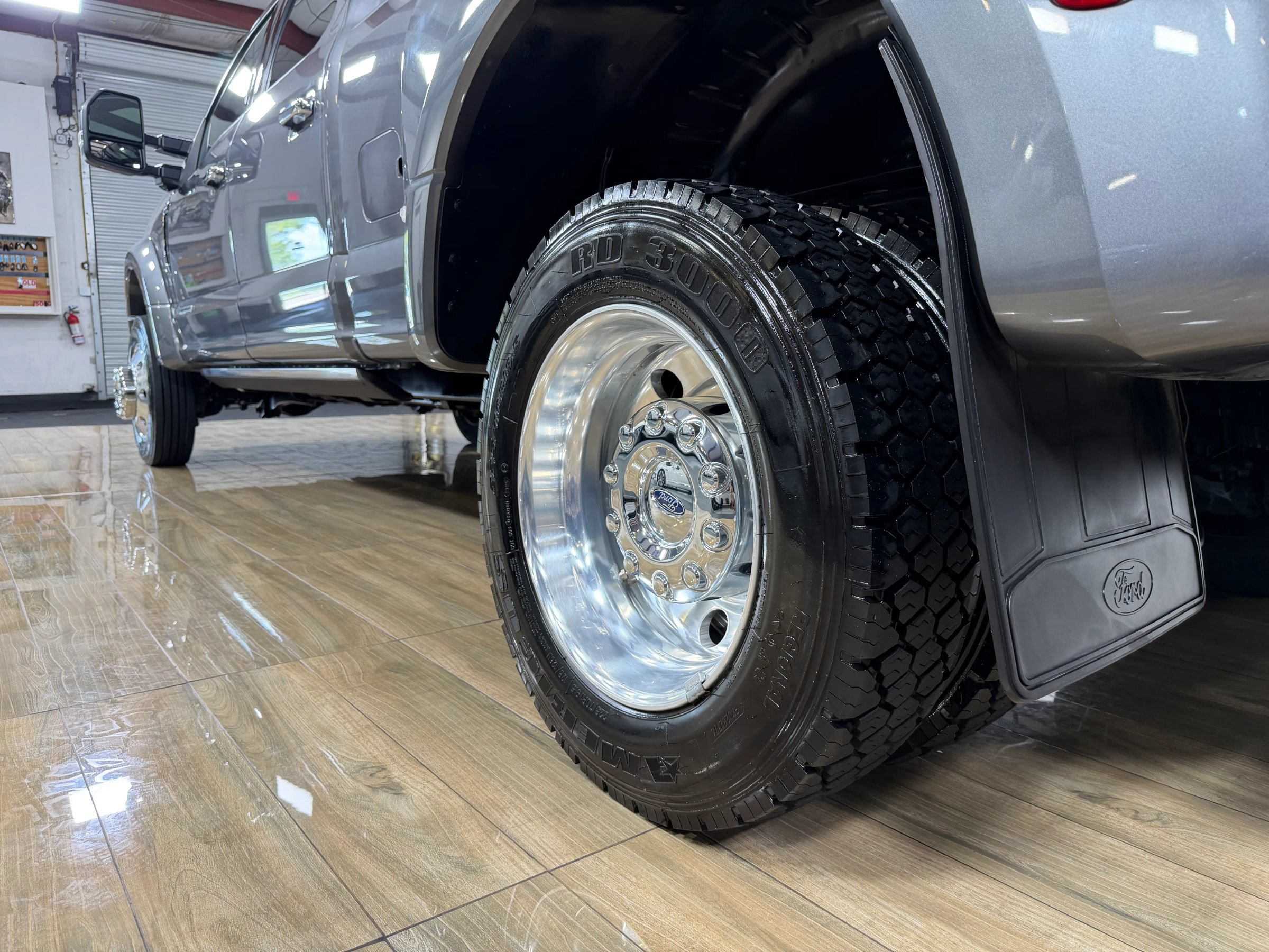 Used 2021 Ford F450 Platinum w/ FX4 Off-Road Package AWD/4WD image 10