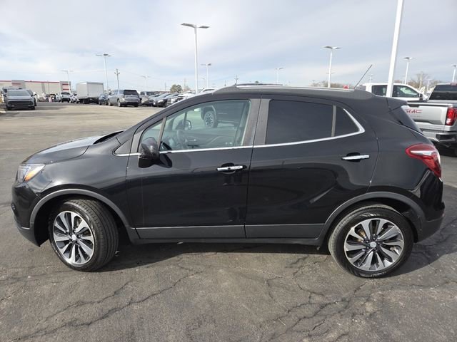 Used 2021 Buick Encore Preferred w/ Safety Package II image 17