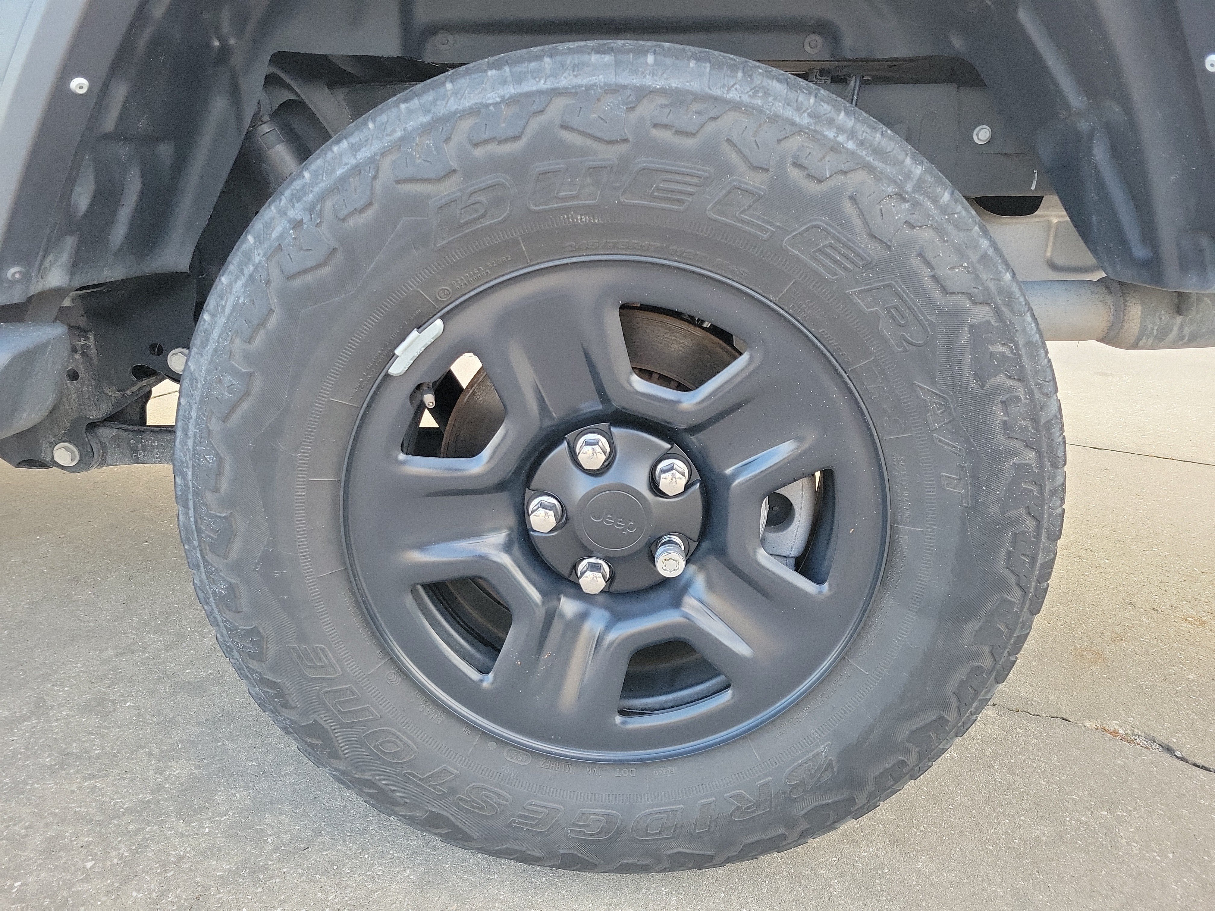 Used 2022 Jeep Gladiator Sport w/ Trailer Tow Package AWD/4WD image 7