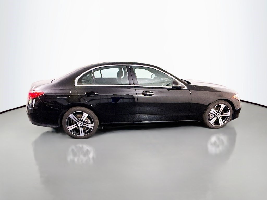 Used 2025 Mercedes-Benz C 300 Sedan image 11
