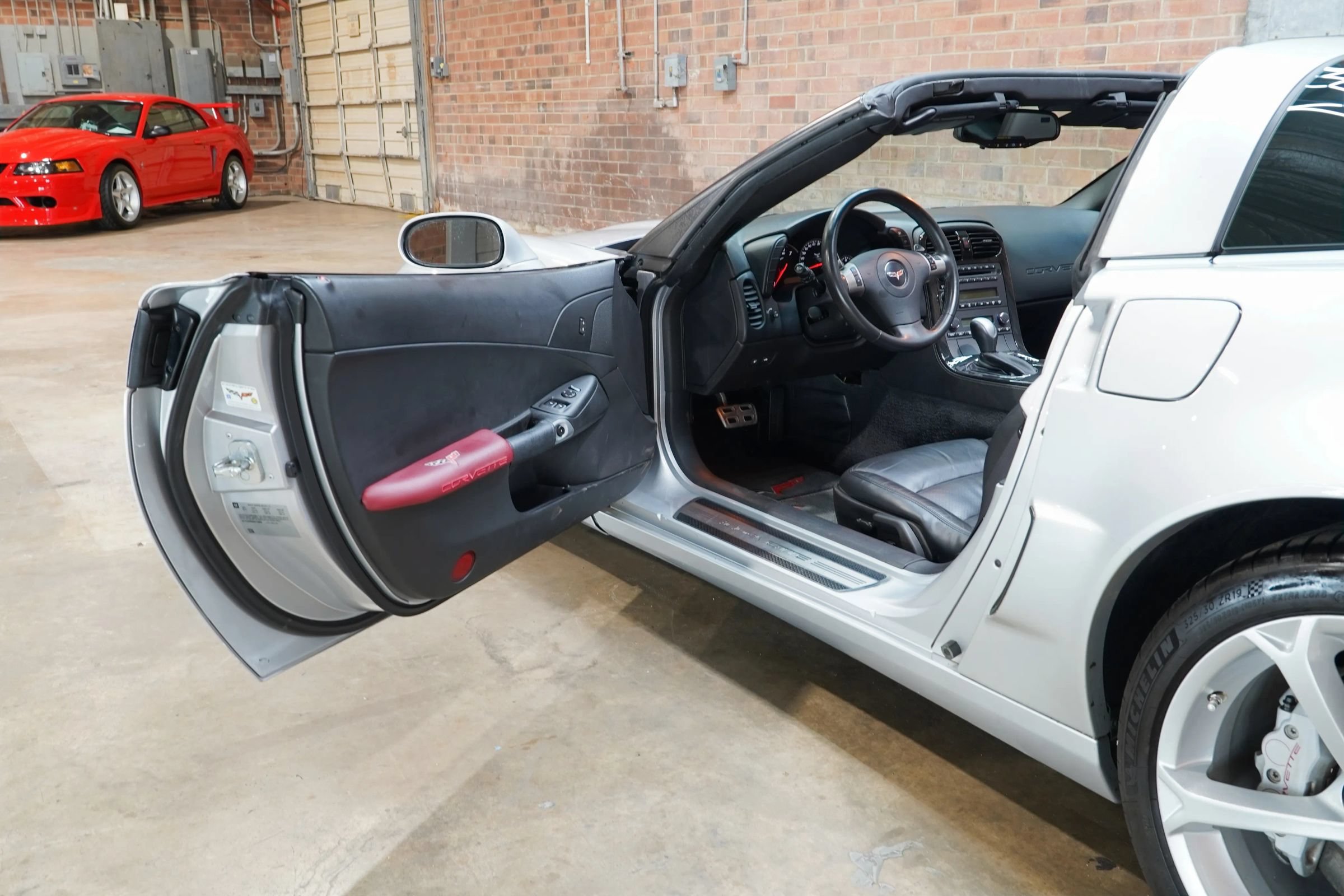 Used 2010 Chevrolet Corvette Grand Sport w/ Preferred Equipment Group RWD image 40